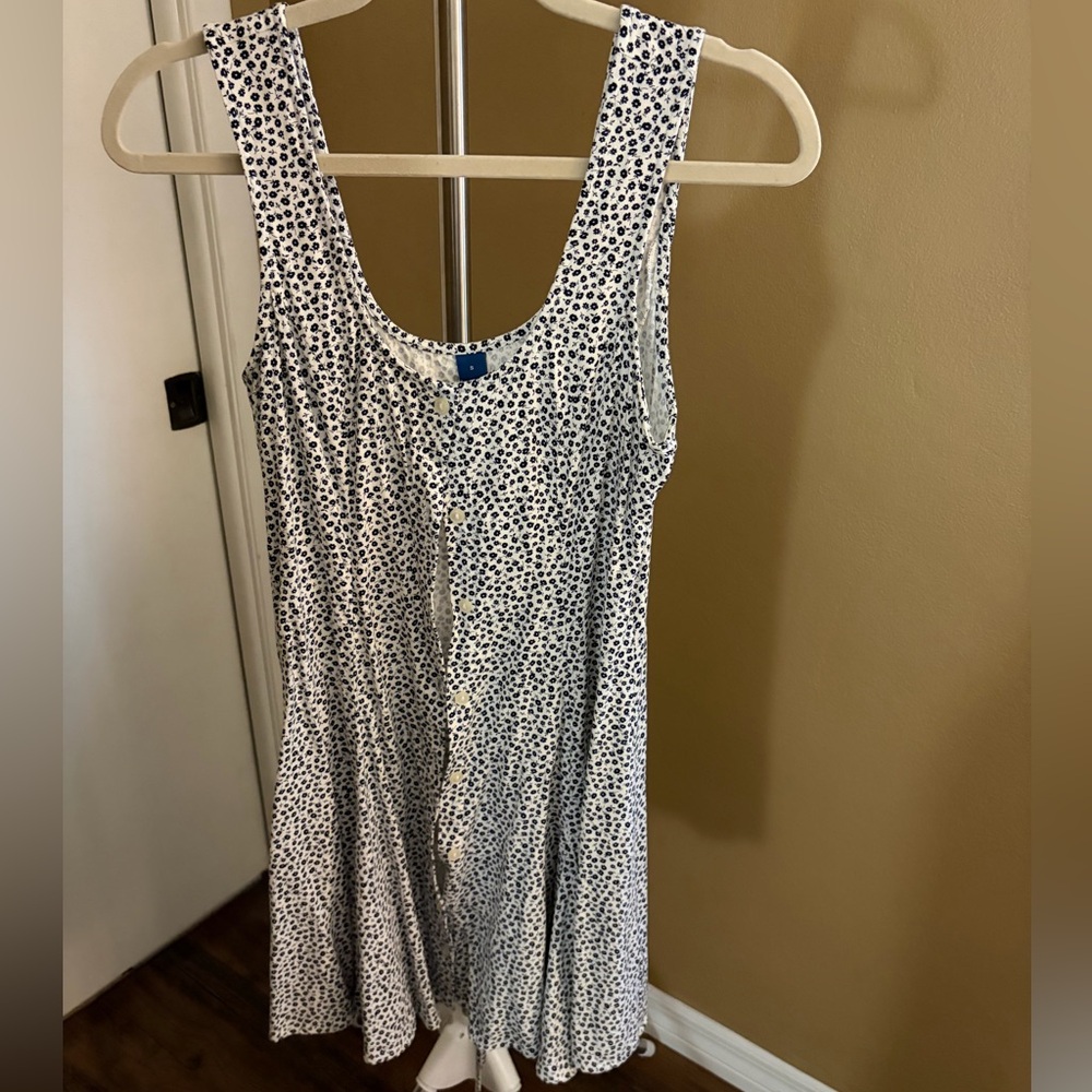 White and Navy Floral Sleeveless Dress